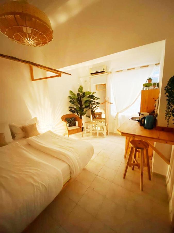 1000Nights Sea-Hut Apartment Тел Авив Екстериор снимка