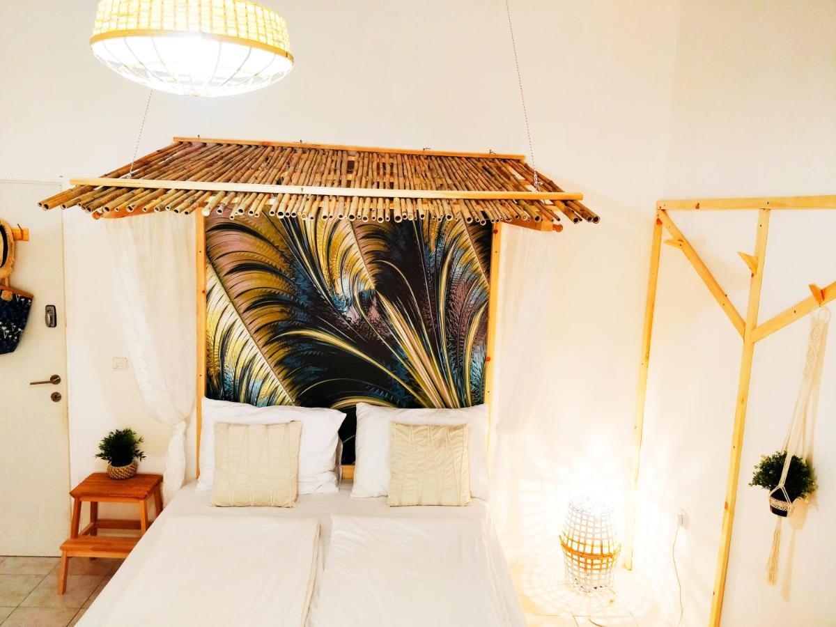 1000Nights Sea-Hut Apartment Тел Авив Екстериор снимка